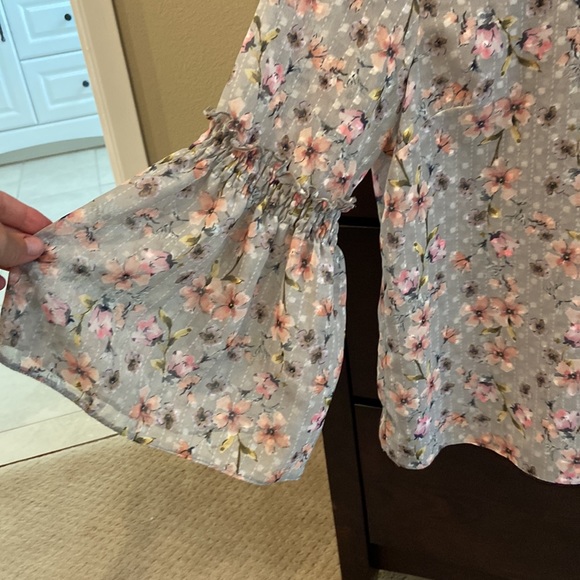 Floral Shirt - Picture 3 of 4